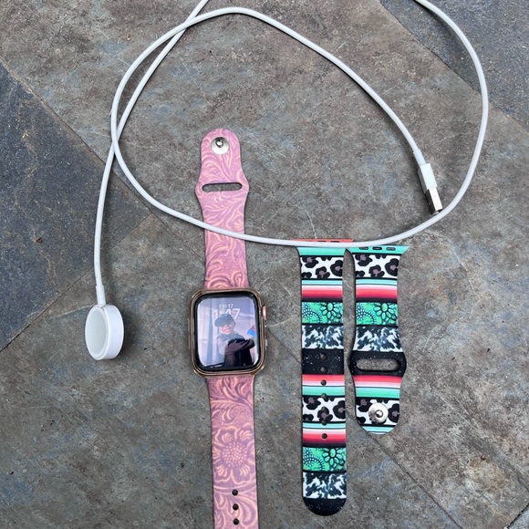 Like new Iwatch SE